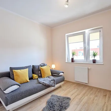 Sunflowers Apartament Przy Strzeleckiej W Kołobrzegu *